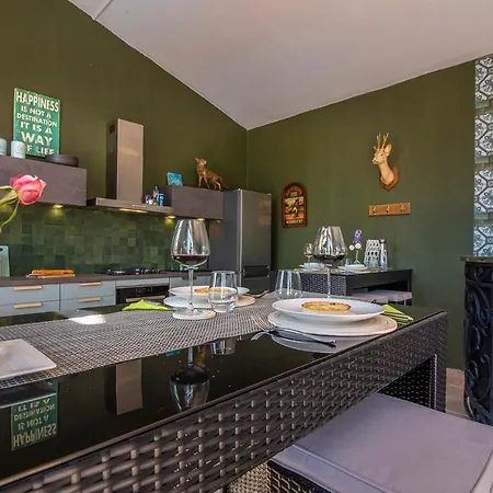 Escudes Bed & Breakfast Vigueron