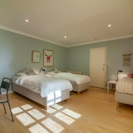 Bed & Breakfast Escudes 4*